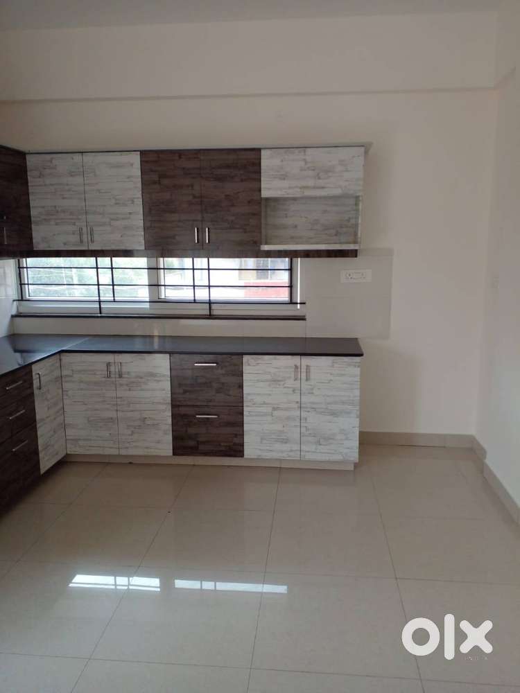 Semi-Furnished 2BHK Apartment in J.P. Nagar 2nd Phase