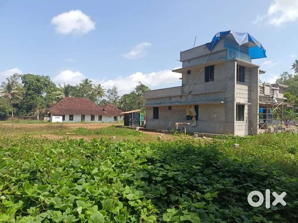 5.5 cent of plot is for sale!!