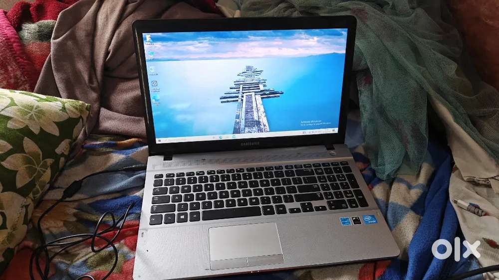 Laptop  selling