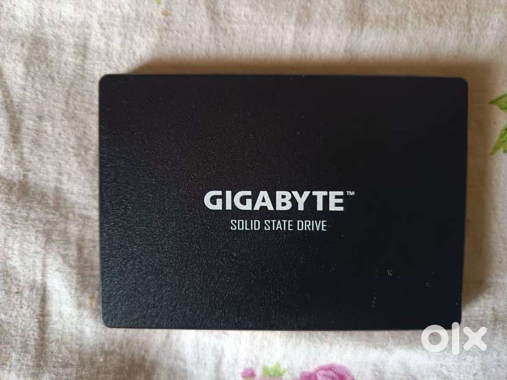 GET GIGABYTE SSD PERFECT CONDITION NOW!