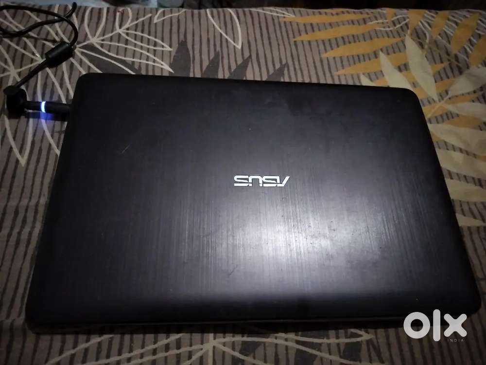 Asus R541U i5 processor 8gb Ram nvidia 2gb graphics card