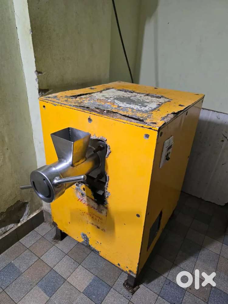 Papad making machine