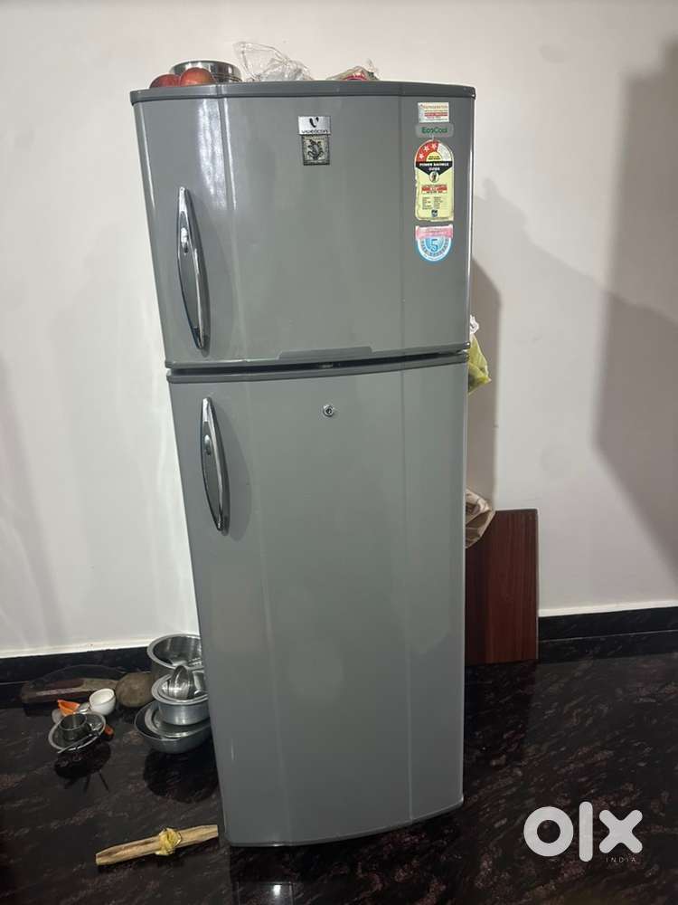 Videocon fridge  215 litre