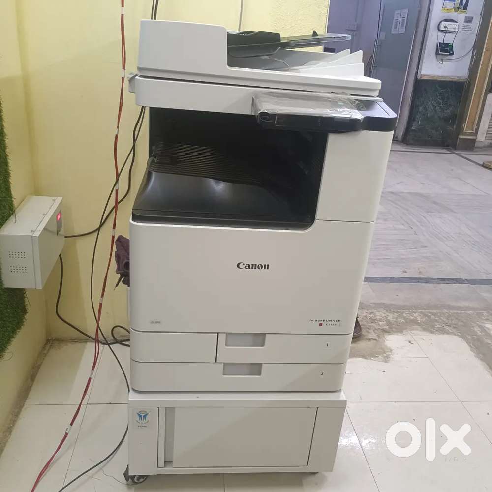 XEROX MACHINE WIRH COLOUR PRINT IRC3326