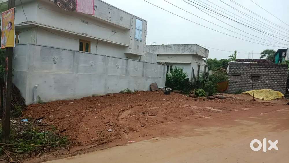 Plot for sale.Bandar road ki 3km.Outer ring road ki 1km bus stop road