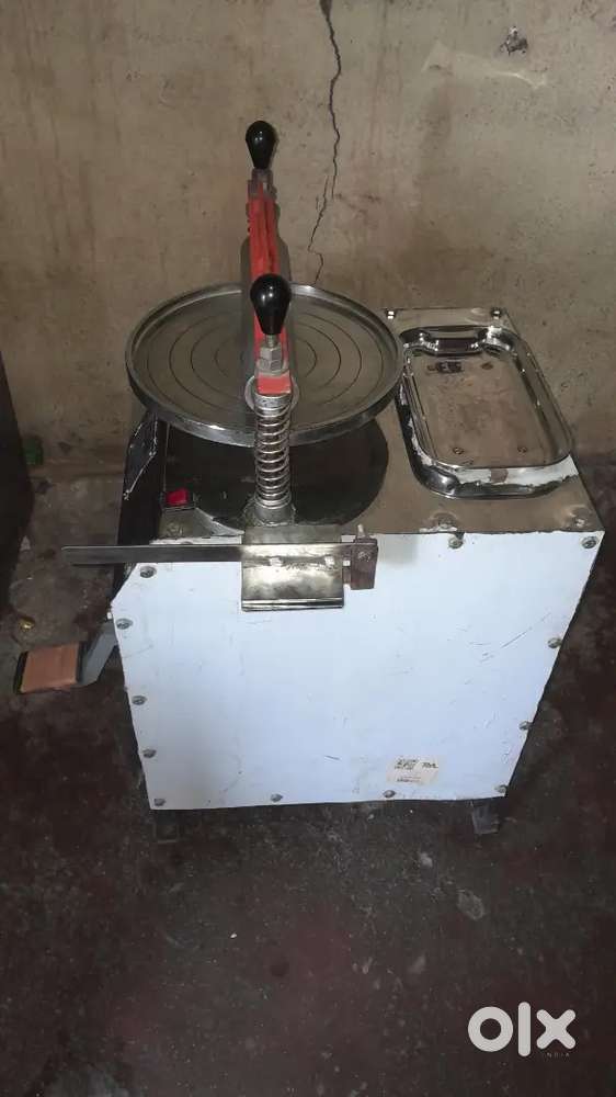 कडक भाकरी मशिन