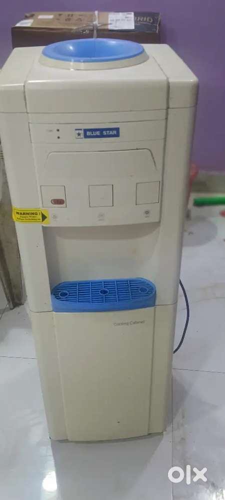 Water dispenser for immediate sale