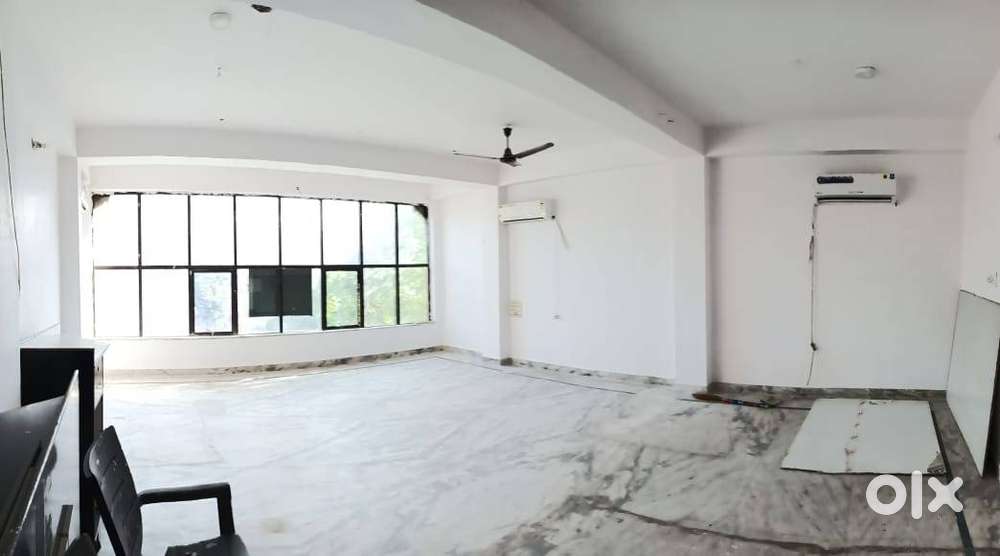 25x50 Sized Hall For Commercial Use Available For Rent Near Ratanada