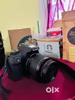 Canon 1500d DSLR camera with 18-55mm lens