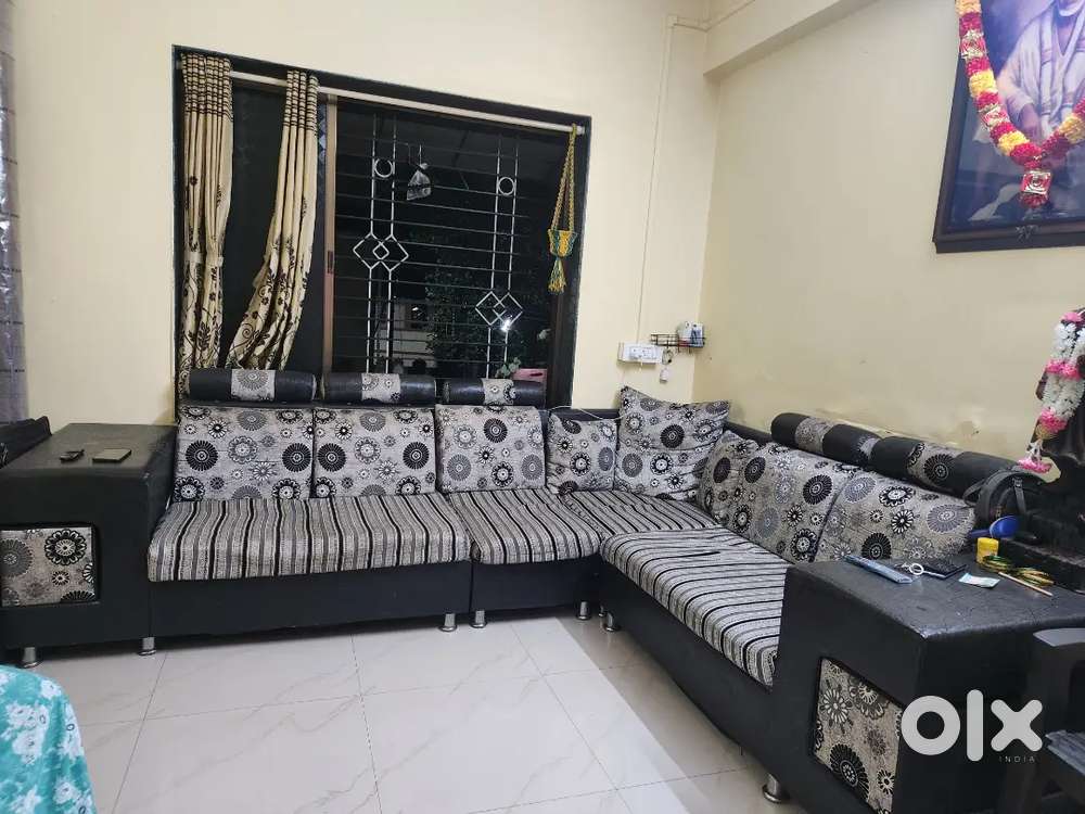 Comfortable sofa set for sale
