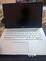 Asus laptop with 8gb ram and 512gb ssd intel i5