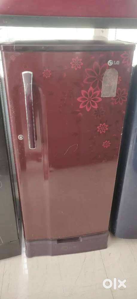 Base model lg 195ltrs good working condition used with warranty