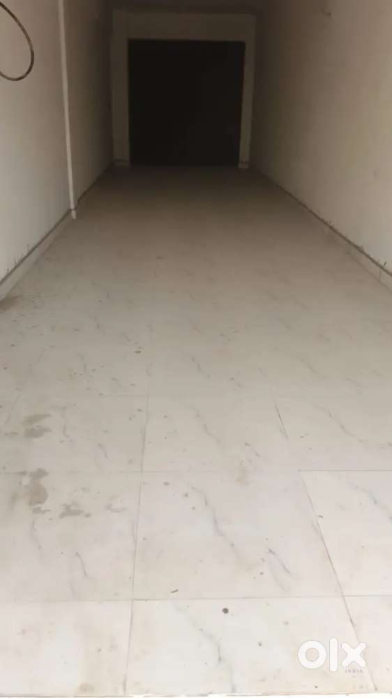 Rent Shop 200 Sqft. ON Divider Road  ABC Block indira nager Lucknow