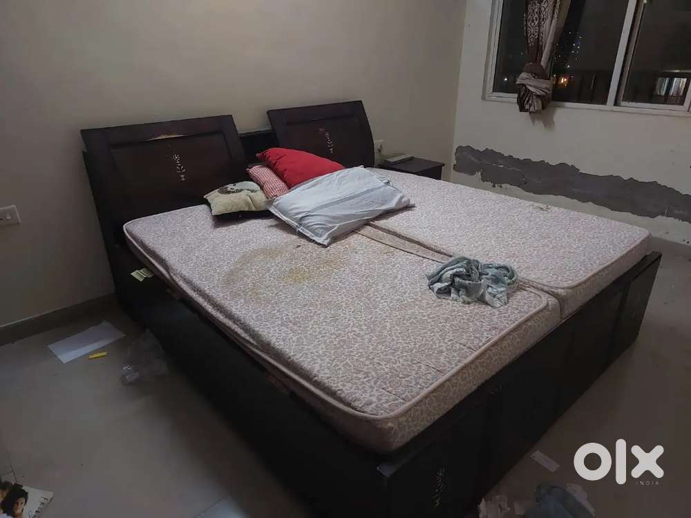 Double Bed with matters For urgent sale