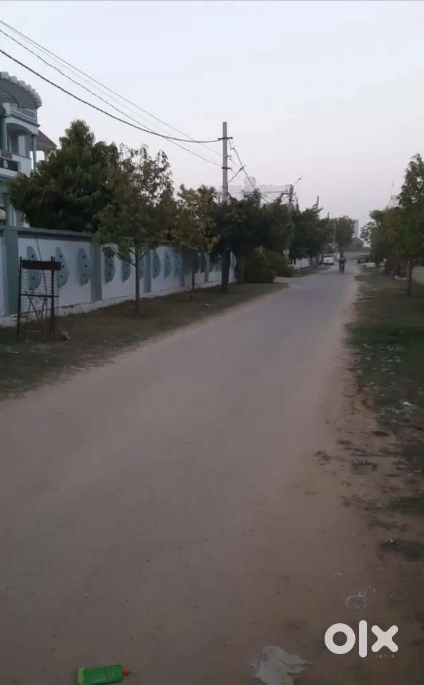 Plot for sell at Bharat mata circle