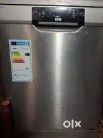 Dish washer