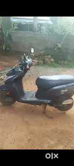 Honda Black/Grey Dio mate soul with lovely bikers