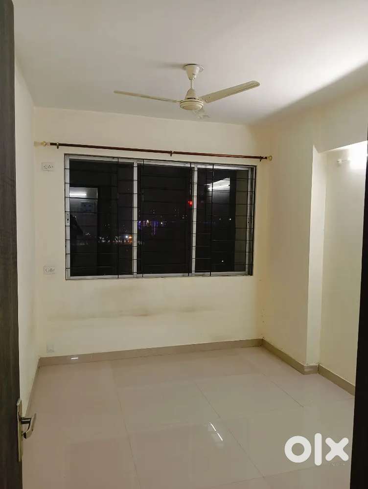 3bhk semi furnished flat Bamunimoida