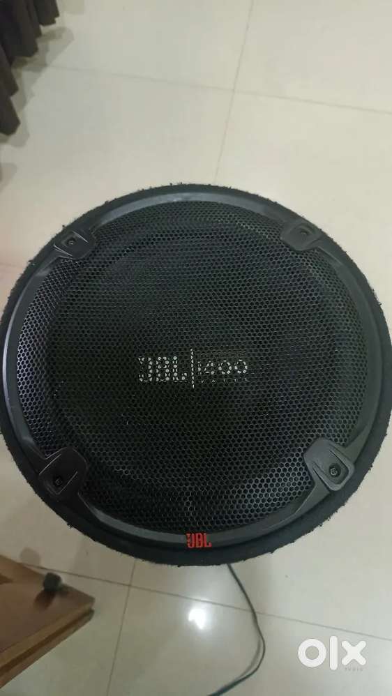 JBL 1400 WATT BASSTUBE