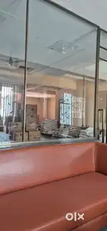 I want 1 sales person and 1 computer operator