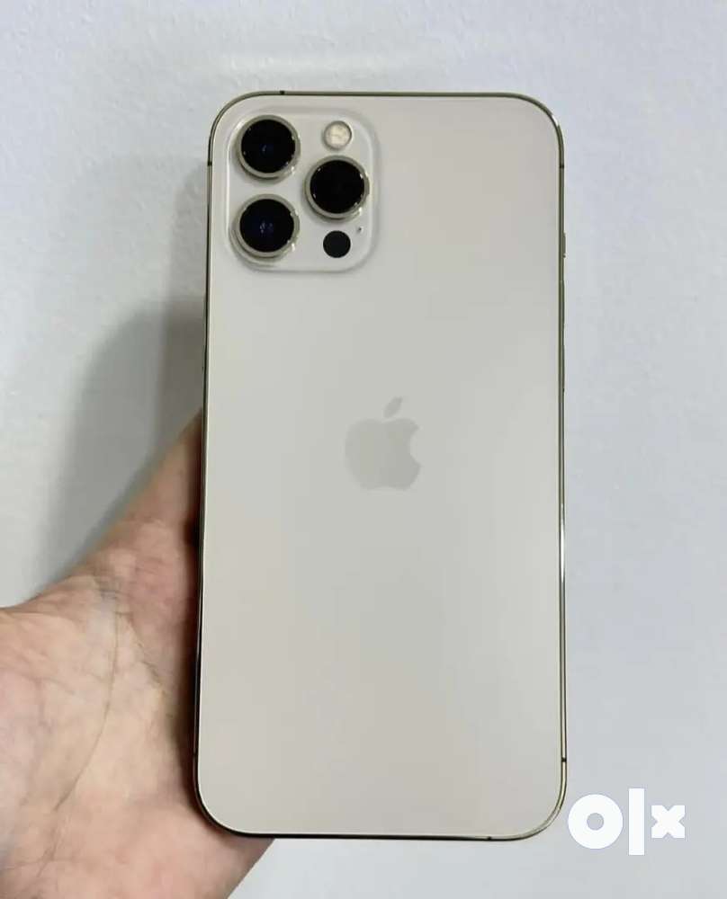 iPhone 12 pro Refurbished with accessories & warranty
