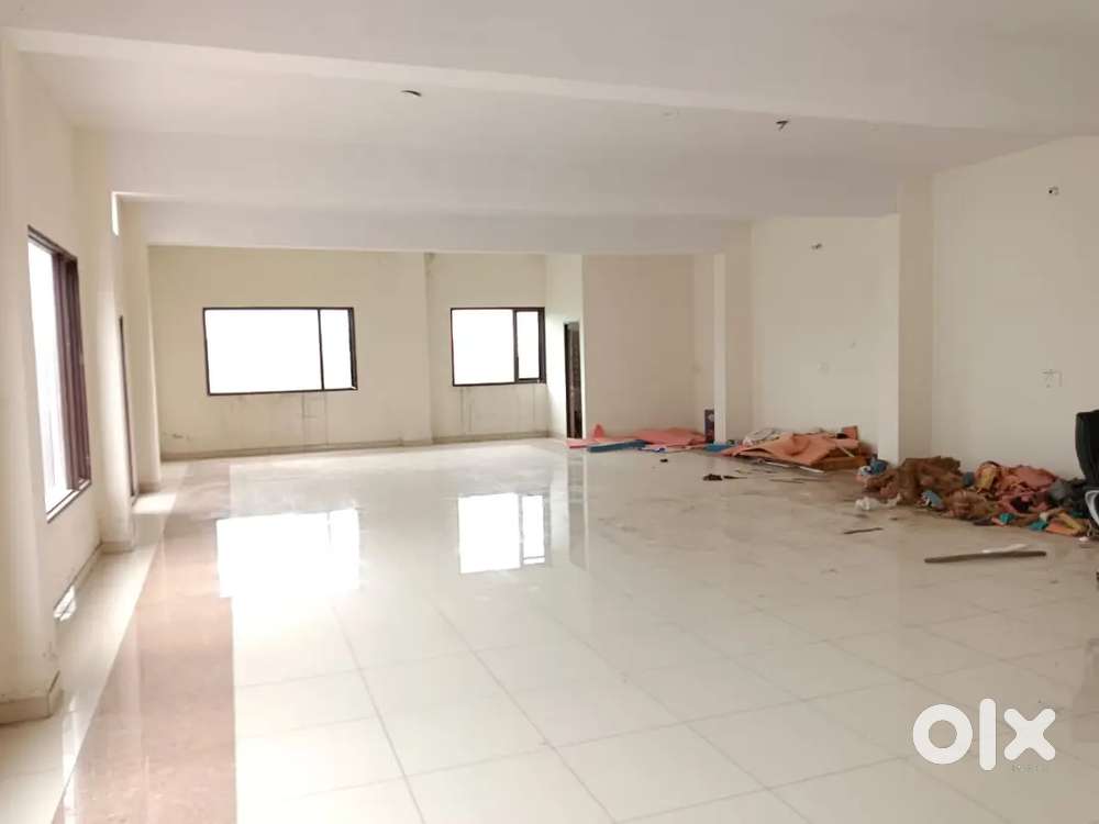 2000 square feet Hall for rent
