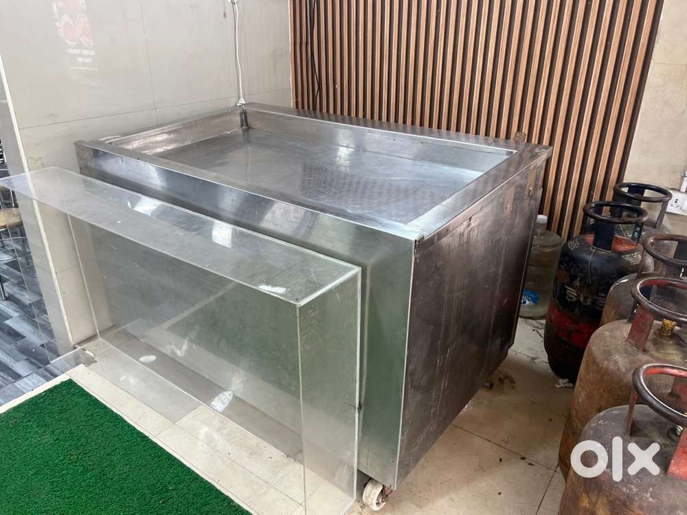 Freezer and display counter