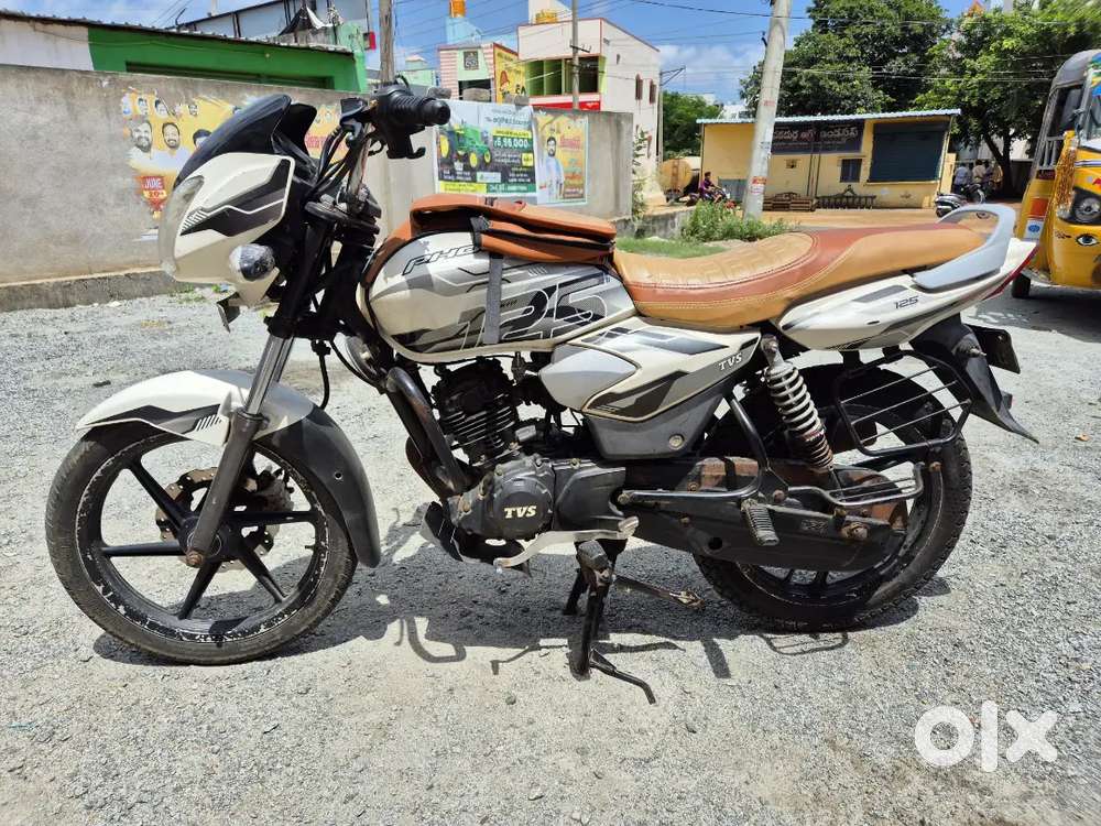 60 km per litre milega,good condition,only battery low