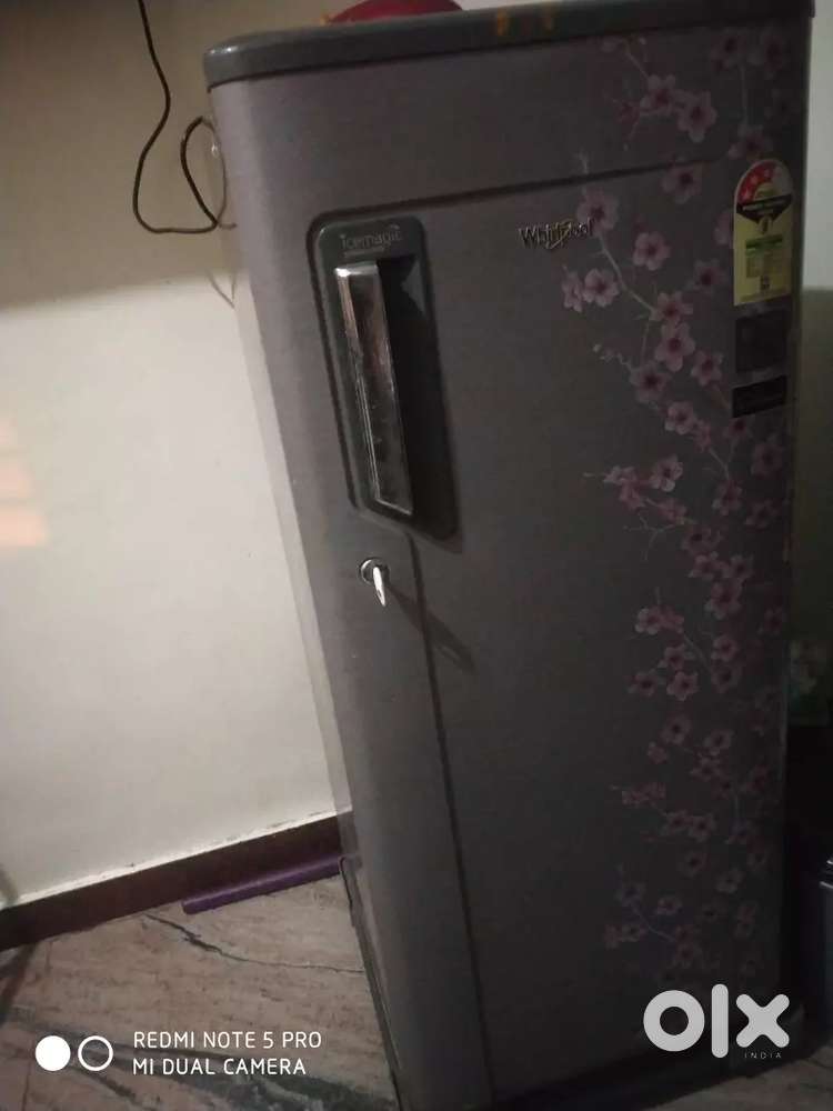 Whirlpool 210Lits.4Years old Very Good condition & V_Gaurd stebilizer