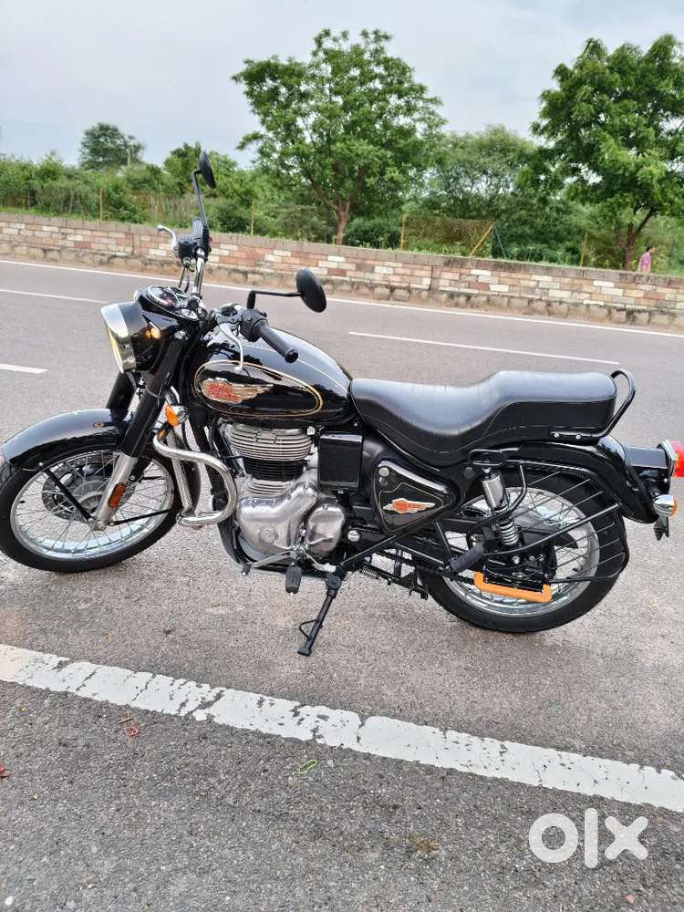 Brand New condition Bullet 350 Battalion Black 2025