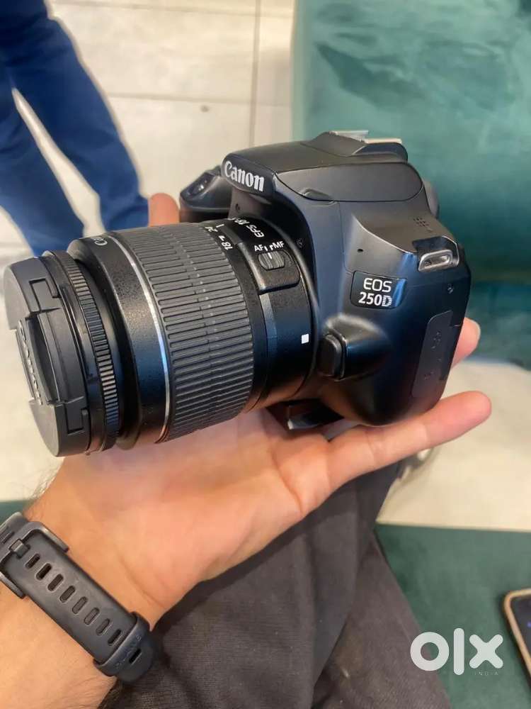 Canon 250D