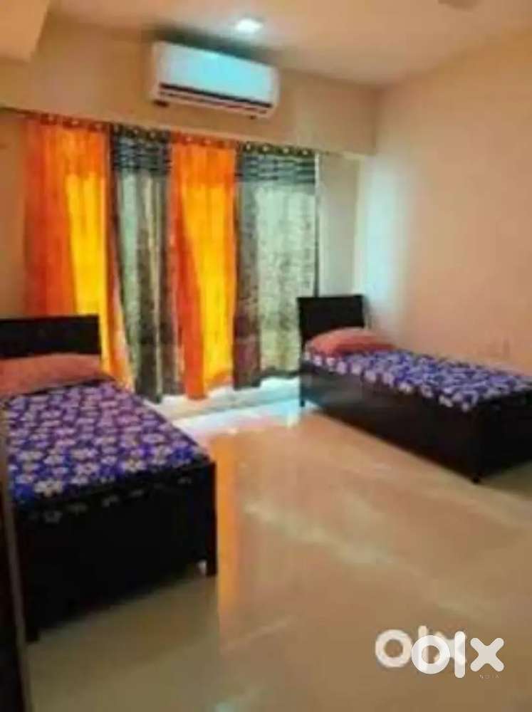 Male pg furnish with ac 9000 Near mithi bai college Vile parle w