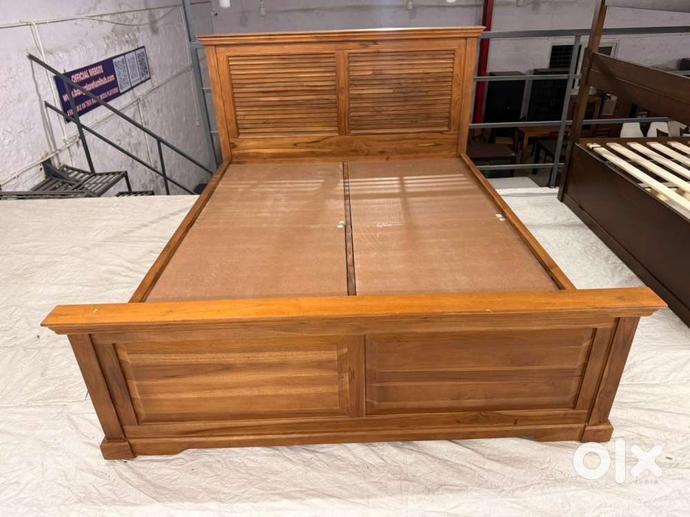 Urban ladder : Tuscany Queen size Sheesham bed for Sale. Upto 70% OFF.