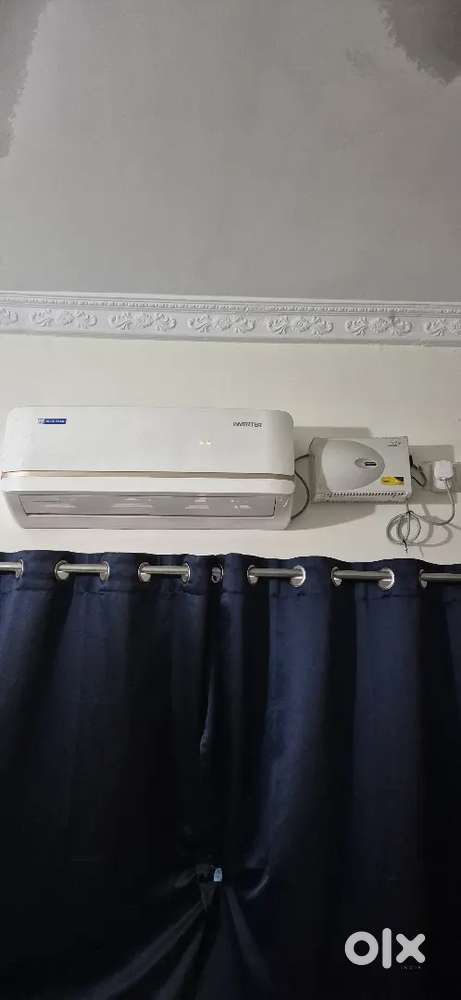 Blue star 1 ton 3 star inverter AC with FREE Stabilizer and smart plug