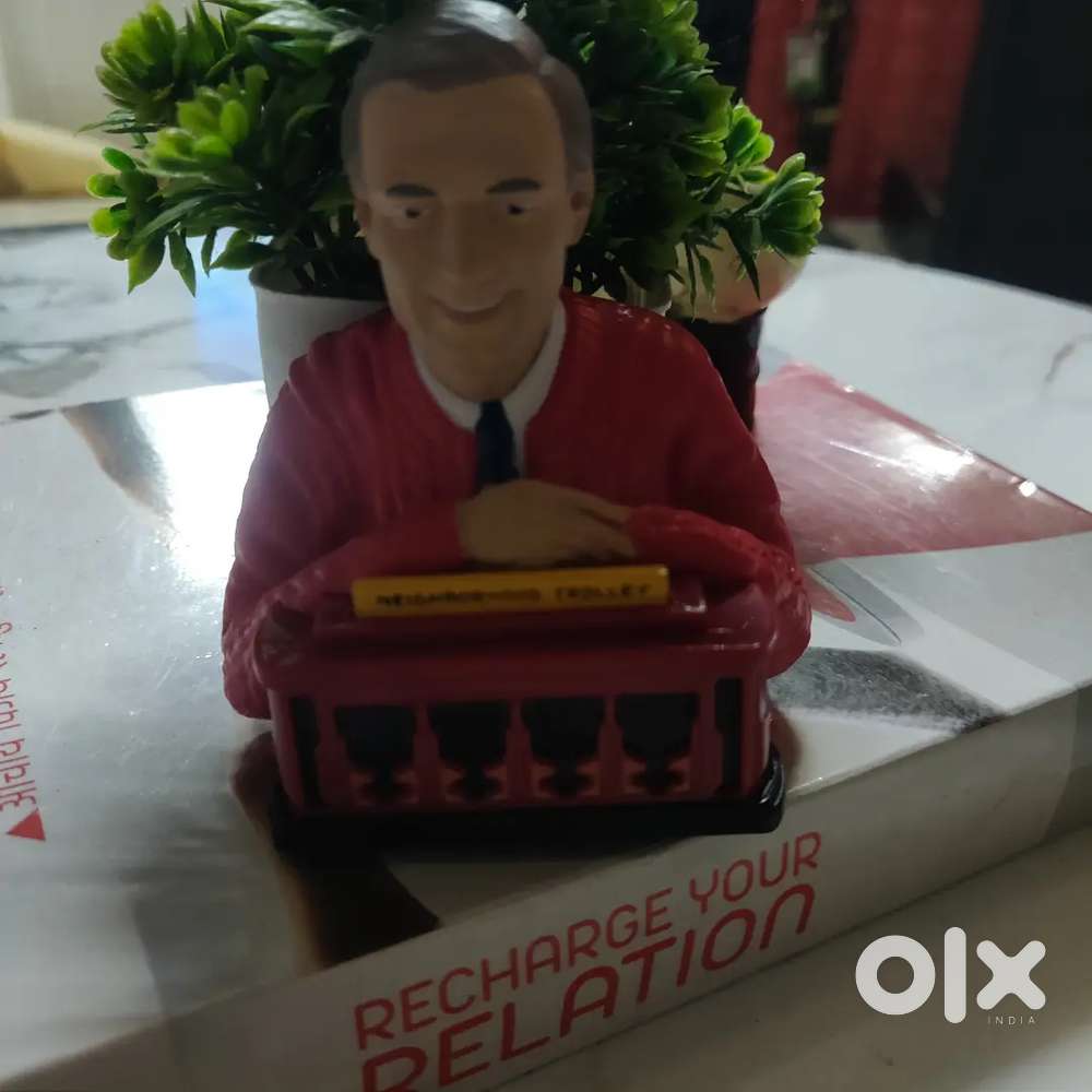 Antique Collectible:Talking Figurine Mr.Rogers