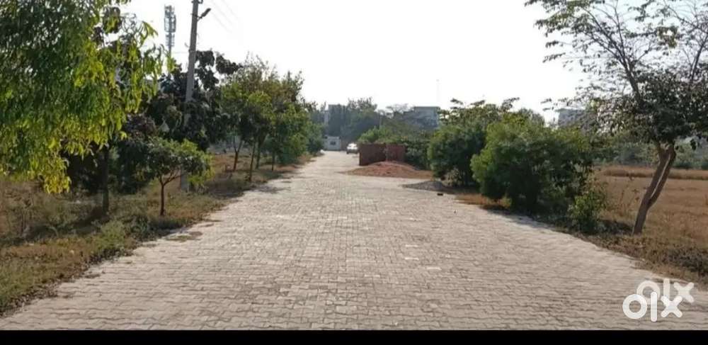 200 Yards Residential plot Direct from Owner