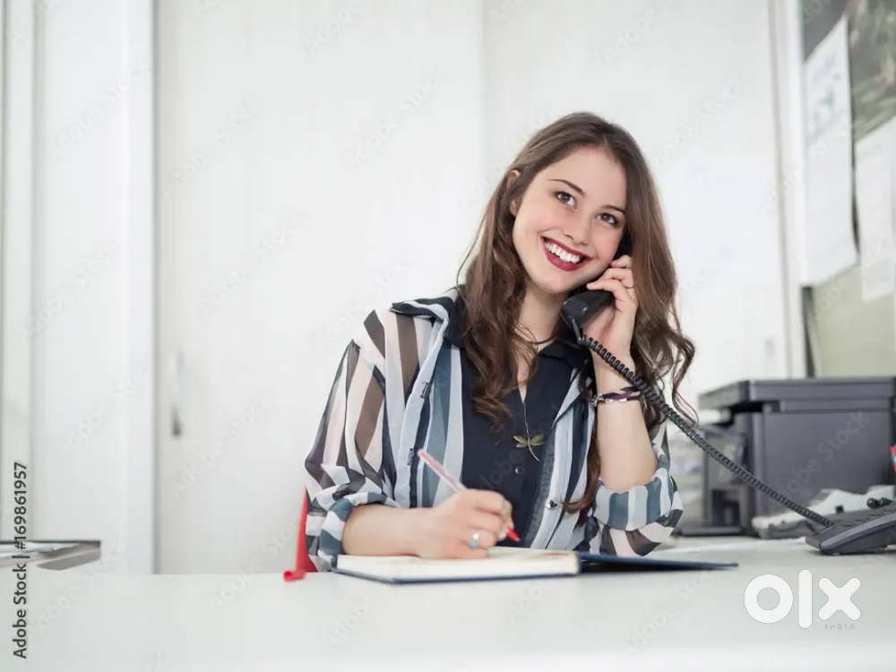 I want receptionist girl in my front office