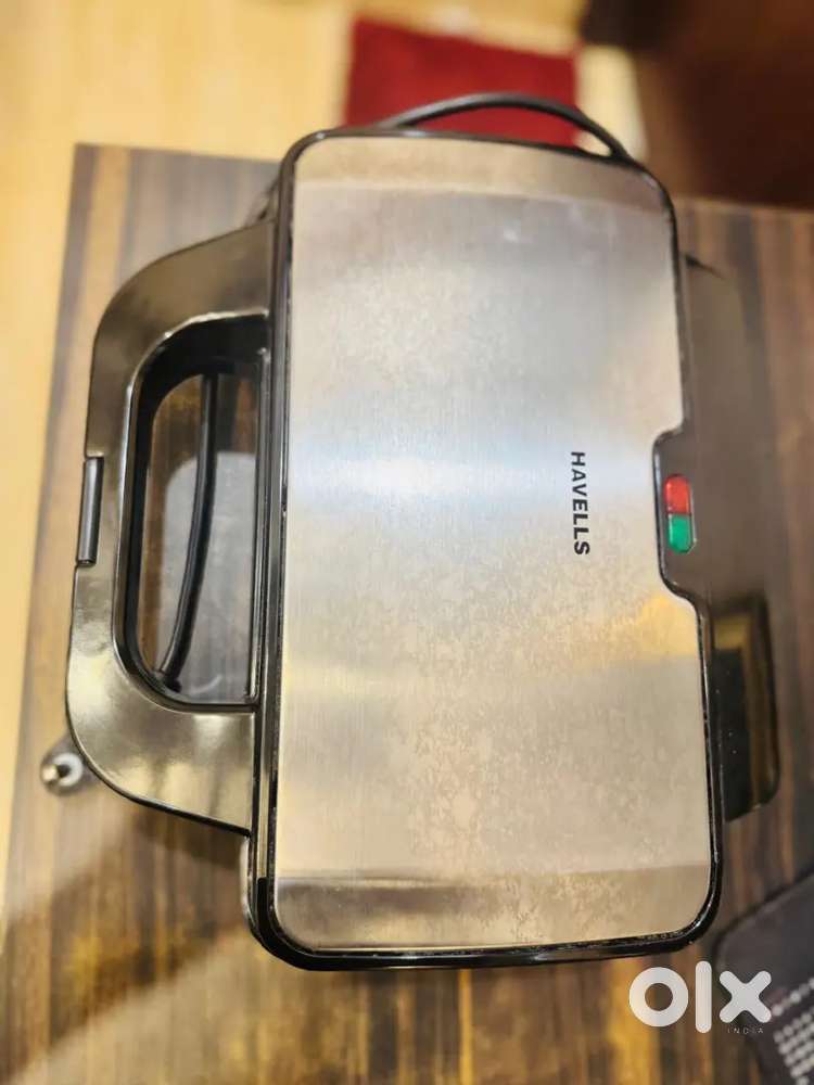 Grilled sandwich maker