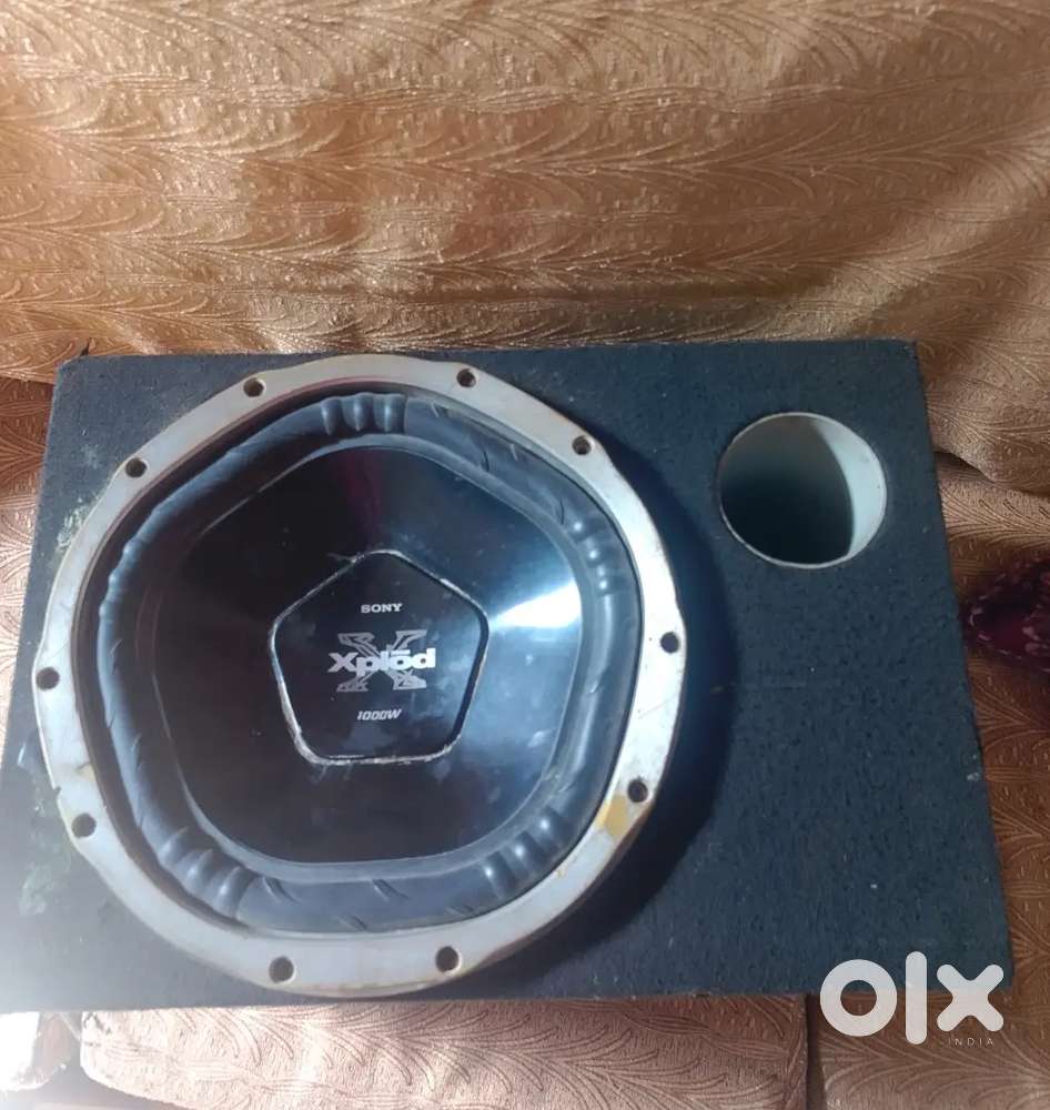 1 subwoofer and 2 boffers