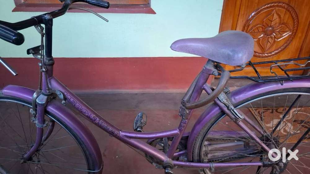 Hero Ladies Cycle for Sale! ‍