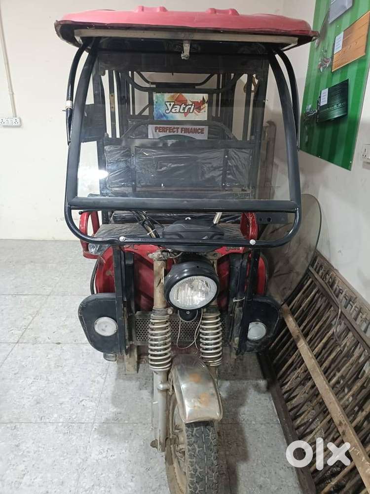 Yatri E - RICKSHA