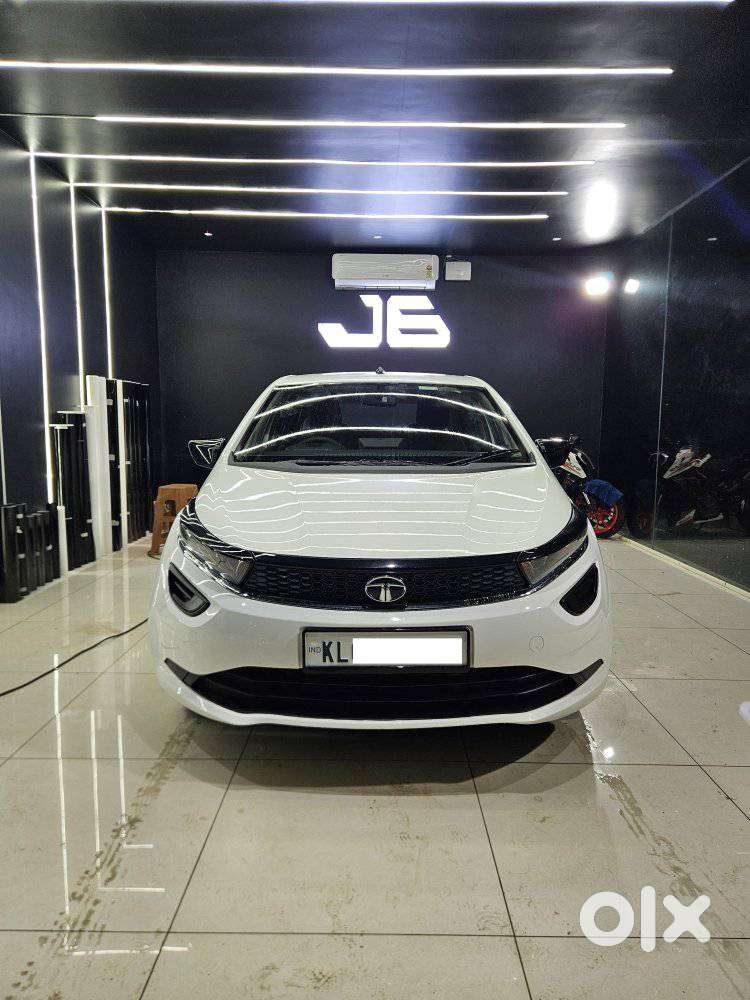 Tata Altroz 1.2 XE Plus Petrol, 2022, Petrol