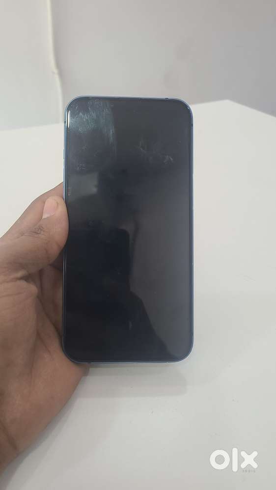 Iphone 13 blue colour