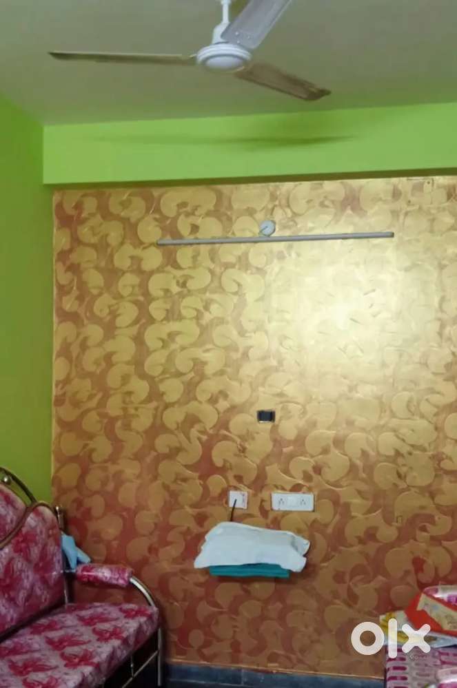 2 mins walking distance from keorapukur bazar