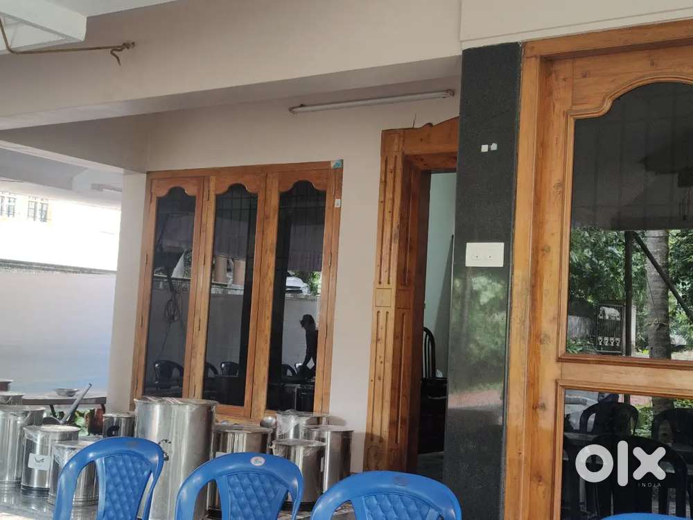 Commercial Space/ Distribution Yard/ Staff accomodation For Rent