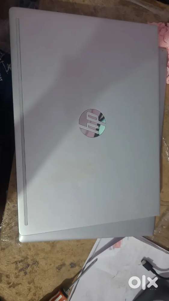 Hp probook 430 g6 i7 8th gen 8gb 256 ssd