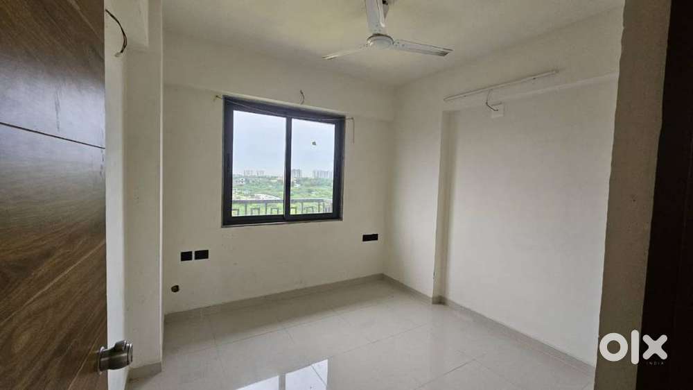 Sheladia Eris semi furnished