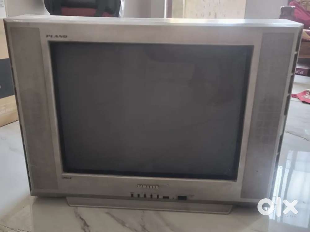 Working Old CRT TV