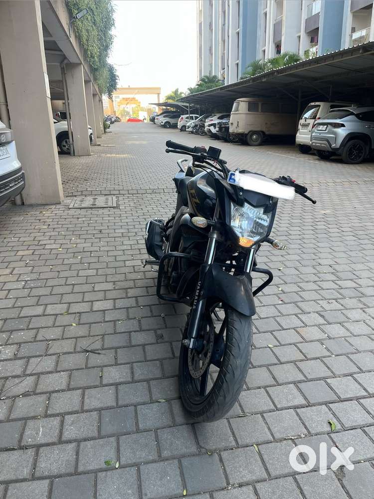 Top condition yamaha FZ for sale