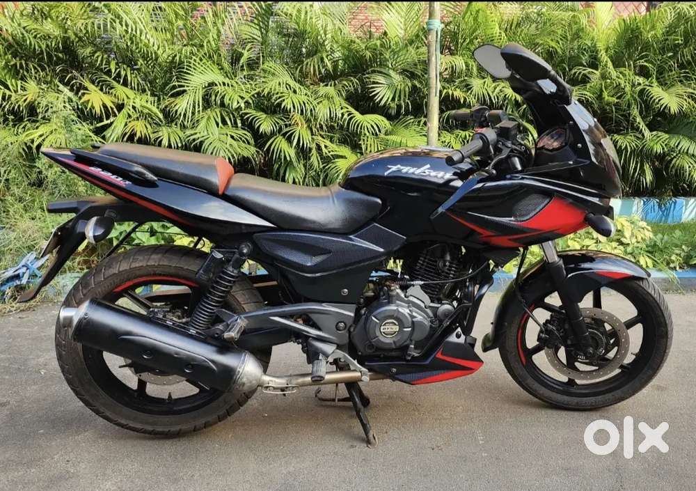 ABS Bs-6 Bajaj Pulsar-220F bike only 67K.